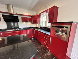 Photo 8- click for photo gallery